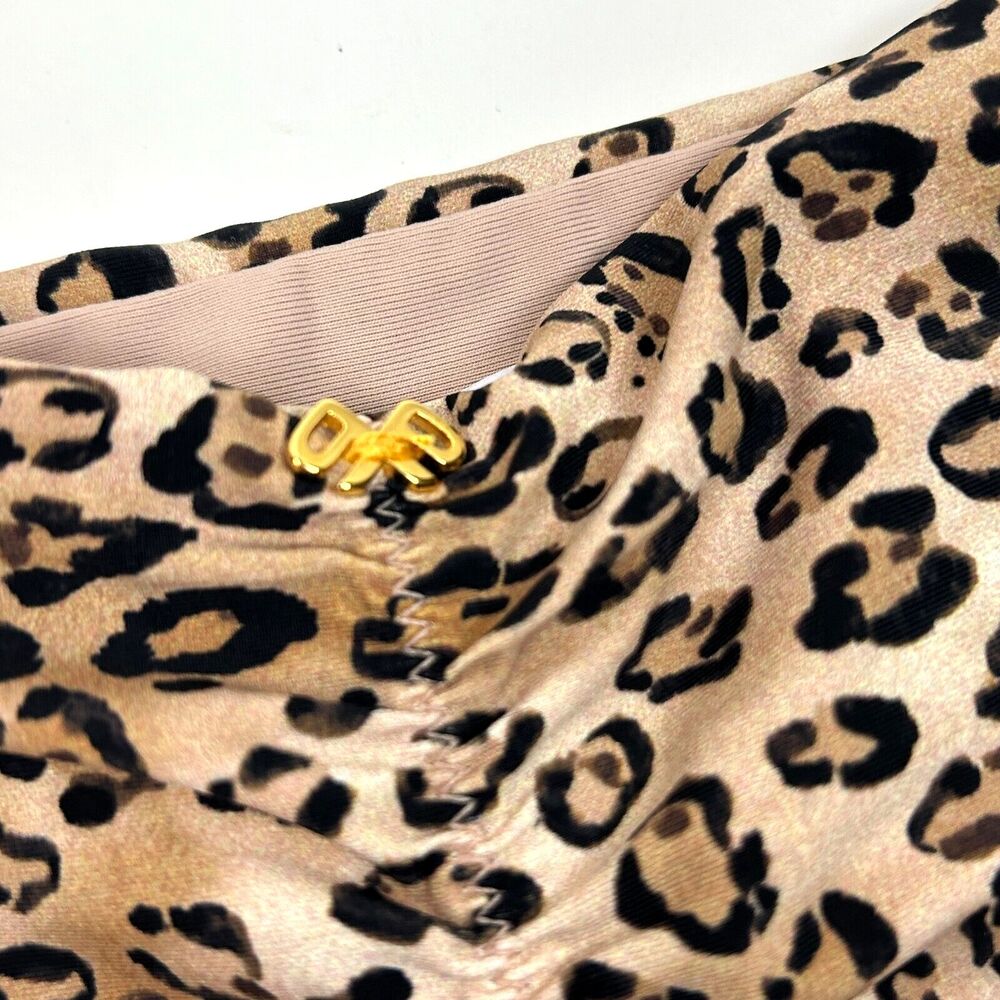 PilyQ PQ Leo Animal Print Ruched Full Swim Bikini Bottom Size S NWT - Picture 4 of 9